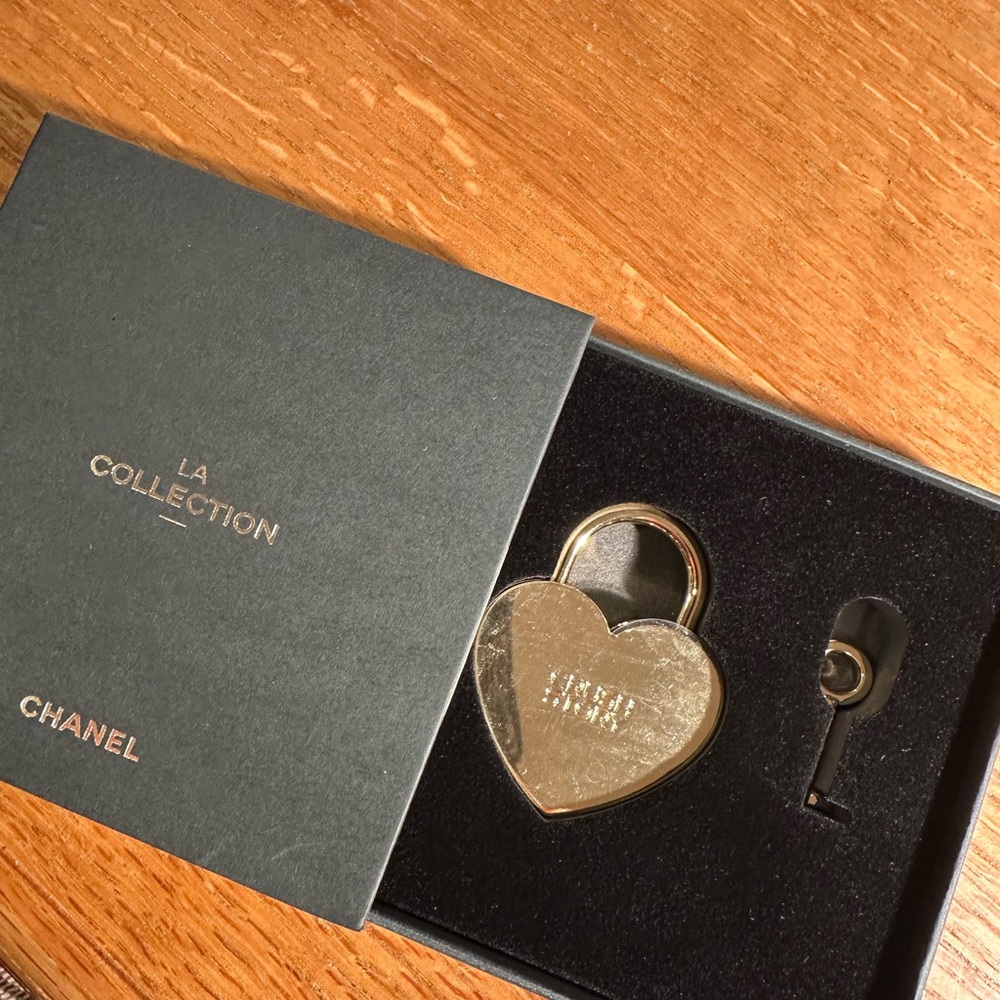 CHANEL Gold Heart Lock with Key